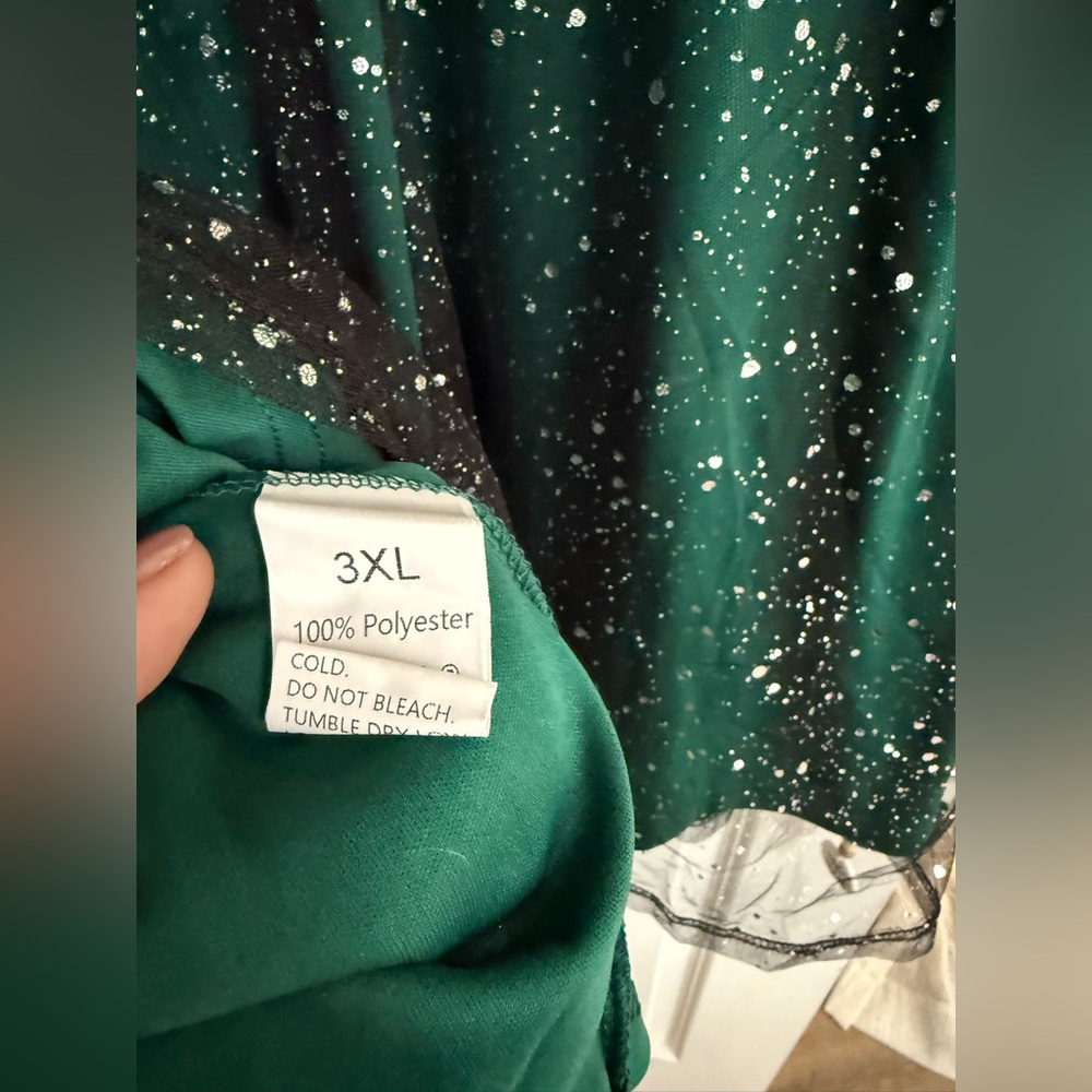 Green Ruched Wrap Dress with Bishop Sleeves - Picture 4 of 4